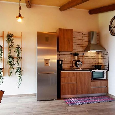 Апартаменты Loft By The Sea-Agios Nikolaos-Lefkada Айос-Николаос Экстерьер фото